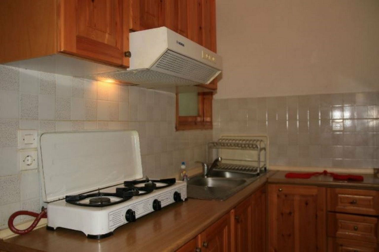 Elpida Studios Parga Luaran gambar